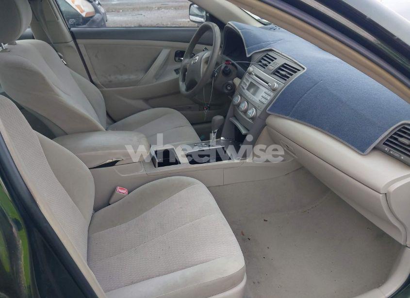 Photo 5 of 2011 Toyota Camry LE (VIN 4T4BF3EK1BR151185)