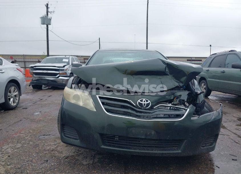 Photo 6 of 2011 Toyota Camry LE (VIN 4T4BF3EK1BR151185)