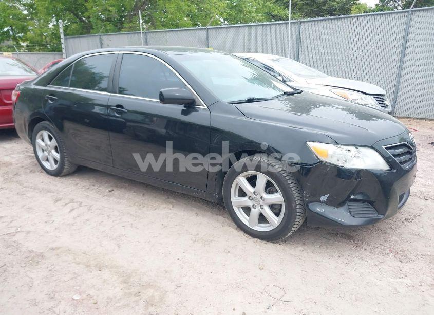 2011 Toyota Camry LE (VIN 4T4BF3EK1BR155771) main photo