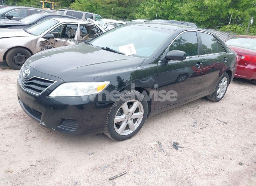 Photo 2 of 2011 Toyota Camry LE (VIN 4T4BF3EK1BR155771)