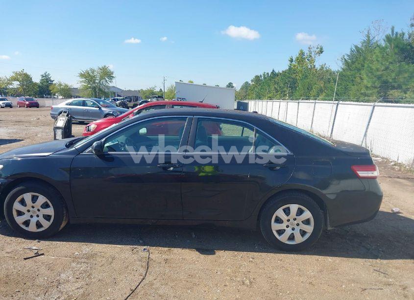 Photo 13 of 2011 Toyota Camry (VIN 4T4BF3EK1BR171386)