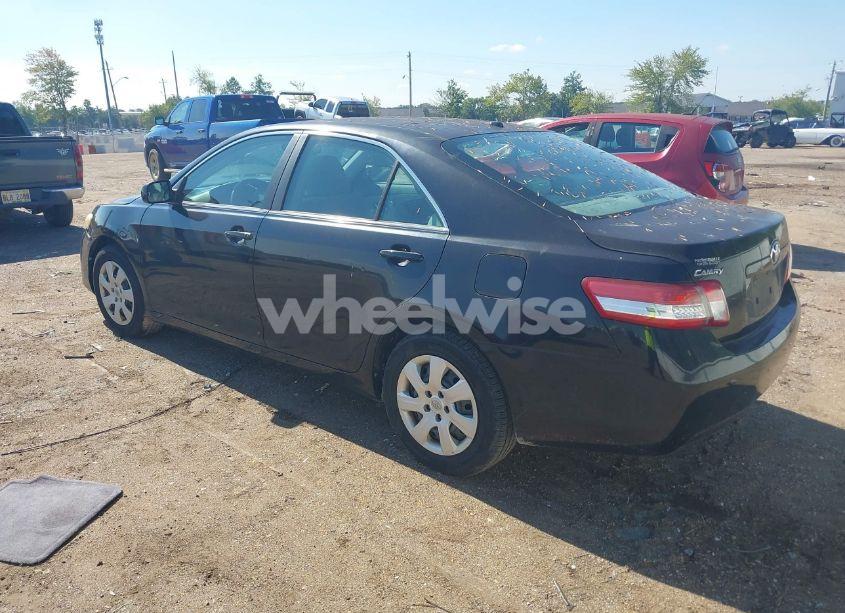 Photo 3 of 2011 Toyota Camry (VIN 4T4BF3EK1BR171386)