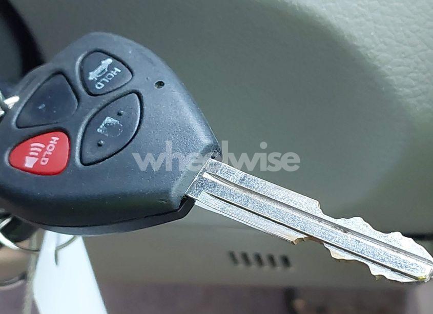 Photo 11 of 2011 Toyota Camry LE (VIN 4T4BF3EK1BR179942)