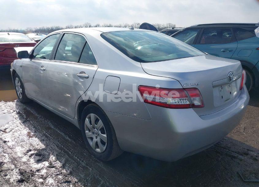 Photo 3 of 2011 Toyota Camry LE (VIN 4T4BF3EK1BR184011)
