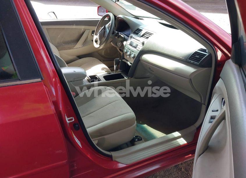 Photo 5 of 2011 Toyota Camry LE (VIN 4T4BF3EK1BR200076)