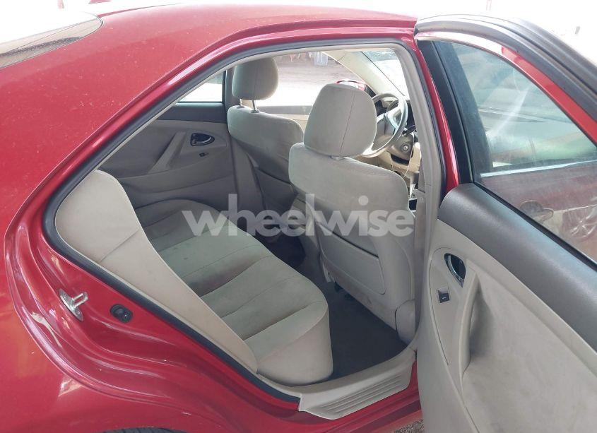 Photo 8 of 2011 Toyota Camry LE (VIN 4T4BF3EK1BR200076)