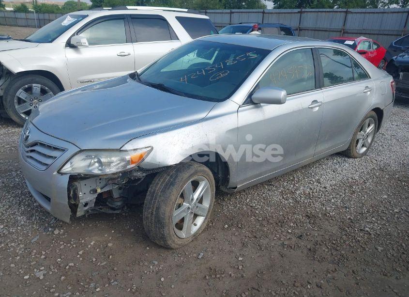 Photo 2 of 2011 Toyota Camry LE (VIN 4T4BF3EK1BR203107)