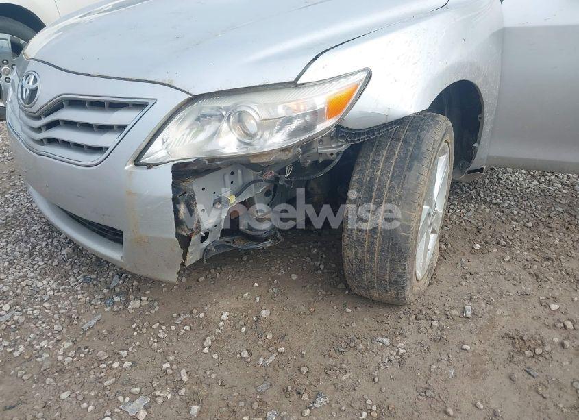 Photo 6 of 2011 Toyota Camry LE (VIN 4T4BF3EK1BR203107)