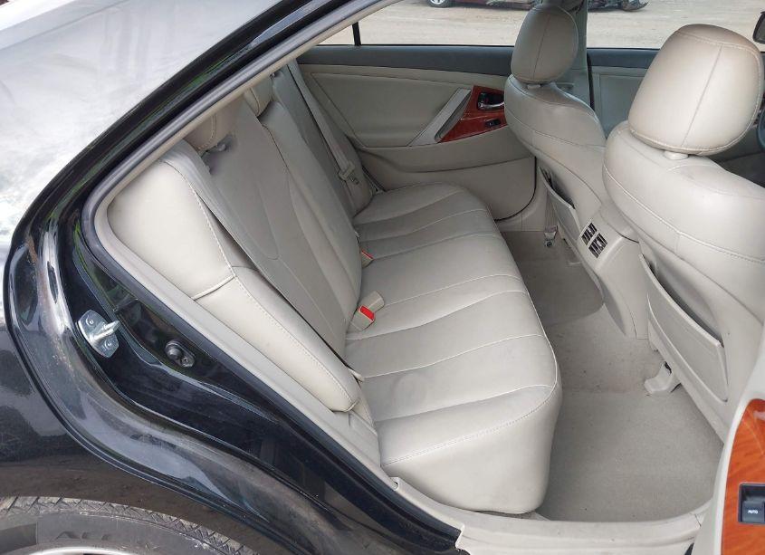 Photo 8 of 2011 Toyota Camry XLE (VIN 4T4BF3EK1BR203172)