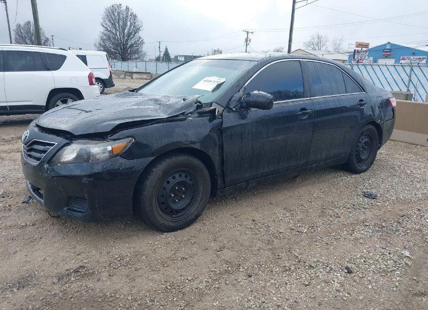 Photo 2 of 2011 Toyota Camry LE (VIN 4T4BF3EK1BR206041)