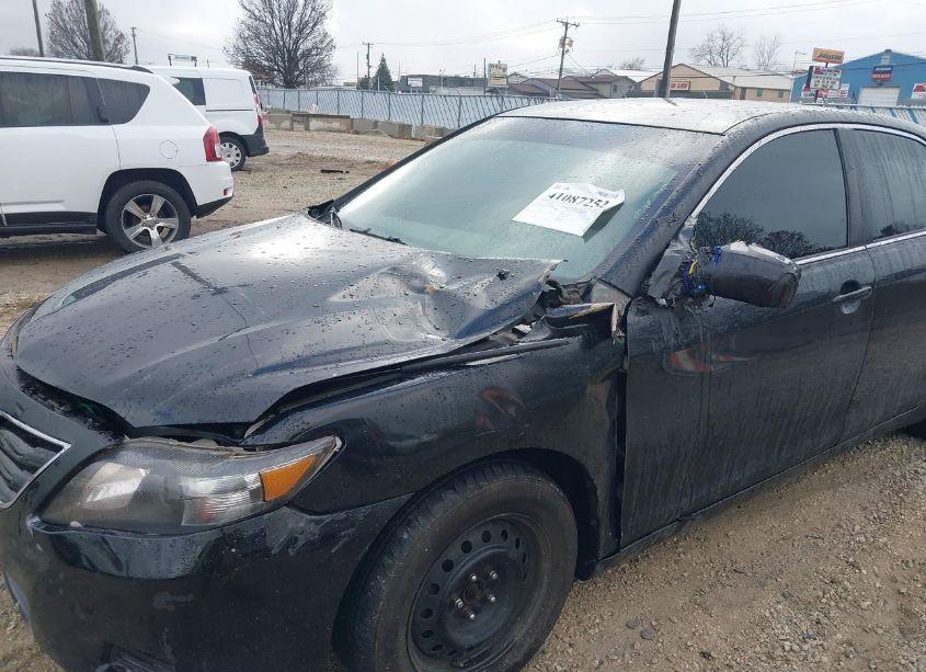 Photo 6 of 2011 Toyota Camry LE (VIN 4T4BF3EK1BR206041)