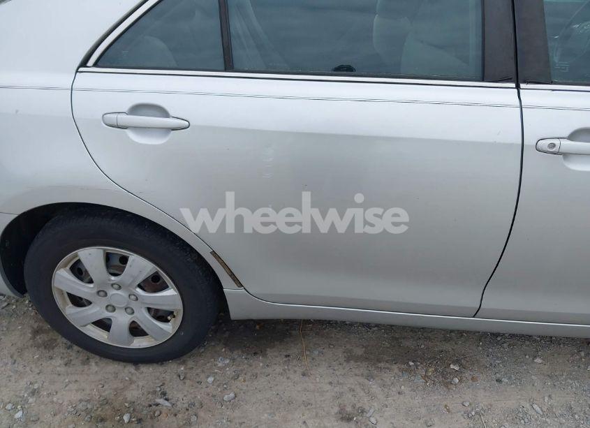 Photo 6 of 2011 Toyota Camry (VIN 4T4BF3EK1BR212664)