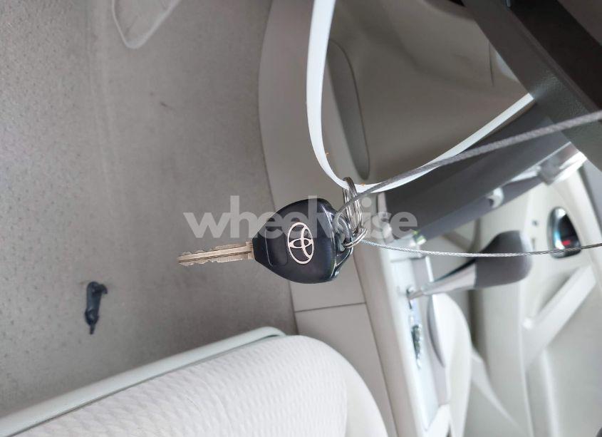 Photo 11 of 2011 Toyota Camry LE (VIN 4T4BF3EK1BR216262)