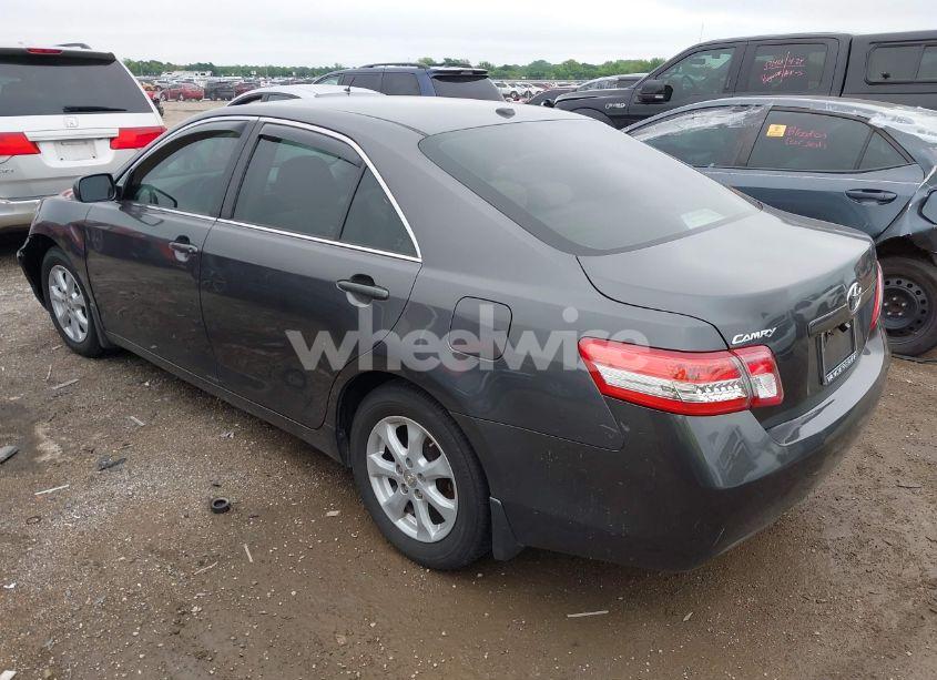 Photo 3 of 2011 Toyota Camry LE (VIN 4T4BF3EK1BR216262)