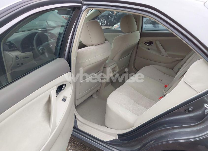 Photo 8 of 2011 Toyota Camry LE (VIN 4T4BF3EK1BR216262)