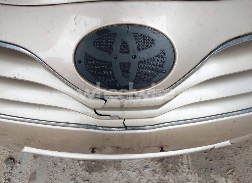 Photo 6 of 2010 Toyota Camry LE (VIN 4T4BF3EK2AR001214)