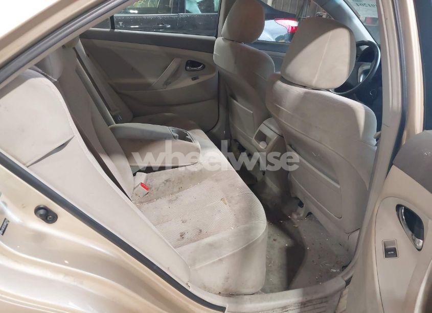 Photo 8 of 2010 Toyota Camry LE (VIN 4T4BF3EK2AR001214)