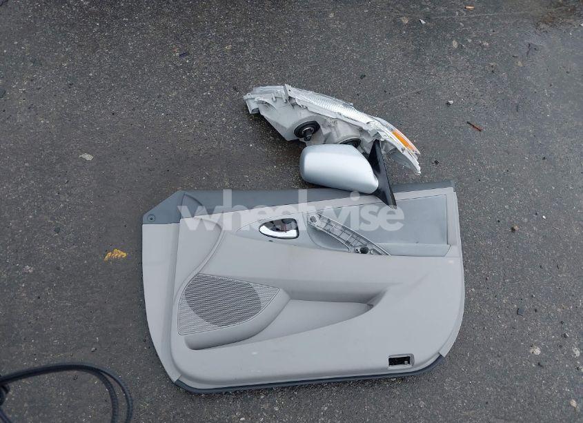 Photo 12 of 2010 Toyota Camry LE (VIN 4T4BF3EK2AR005697)