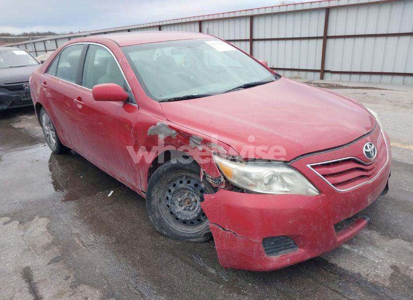 2010 Toyota Camry LE (VIN 4T4BF3EK2AR032012) main photo