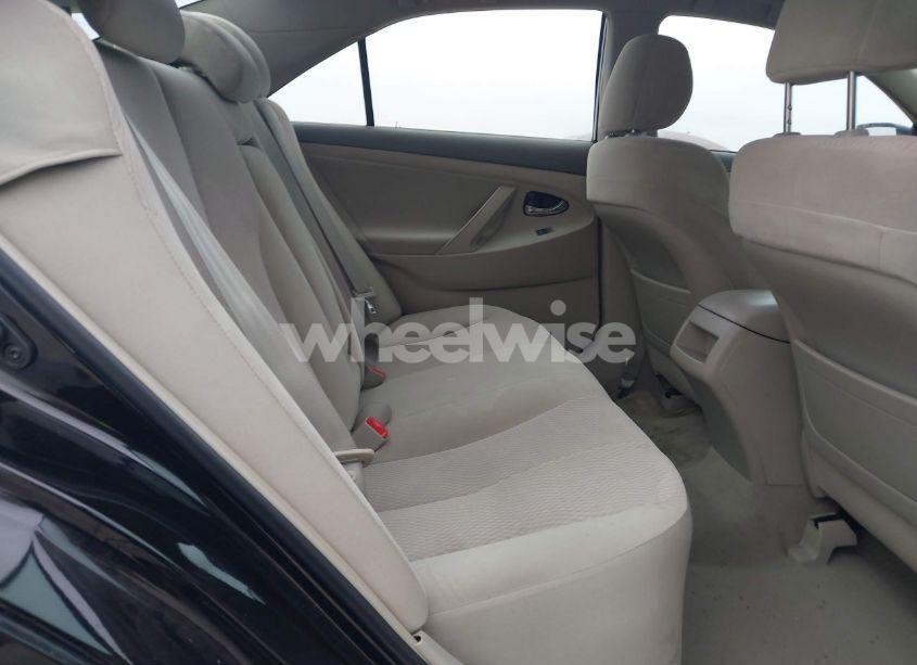 Photo 8 of 2010 Toyota Camry LE (VIN 4T4BF3EK2AR040918)