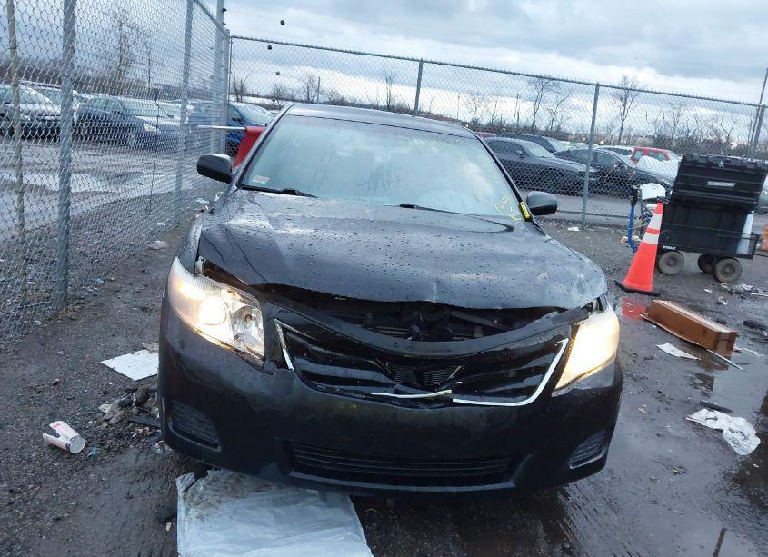 Photo 12 of 2010 Toyota Camry LE (VIN 4T4BF3EK2AR041969)