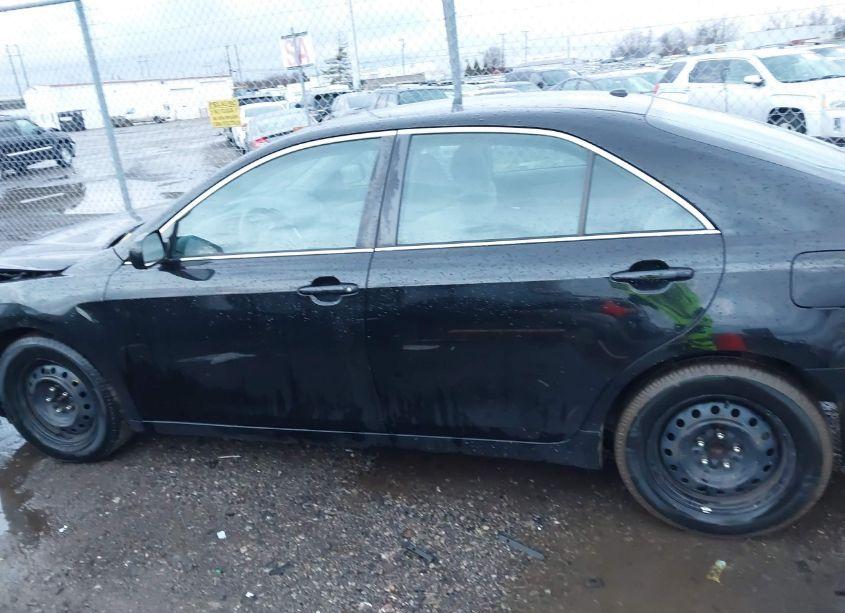 Photo 14 of 2010 Toyota Camry LE (VIN 4T4BF3EK2AR041969)