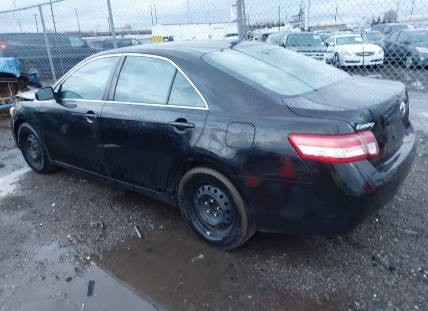 Photo 3 of 2010 Toyota Camry LE (VIN 4T4BF3EK2AR041969)