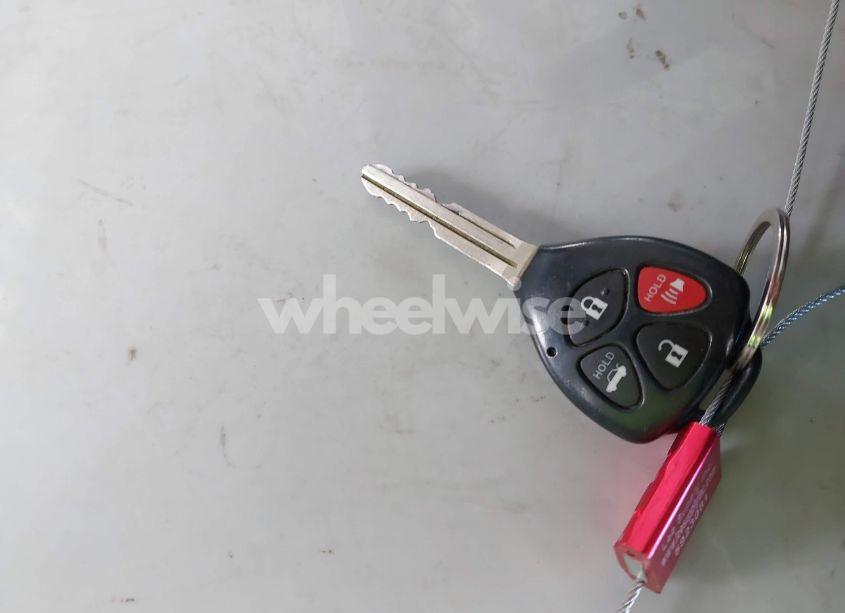 Photo 11 of 2010 Toyota Camry LE (VIN 4T4BF3EK2AR042975)