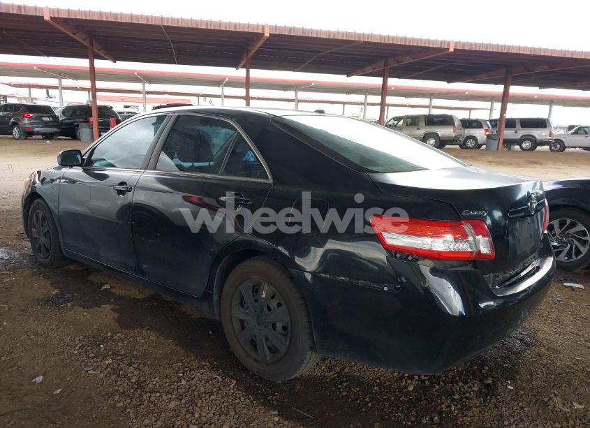 Photo 3 of 2010 Toyota Camry LE (VIN 4T4BF3EK2AR042975)