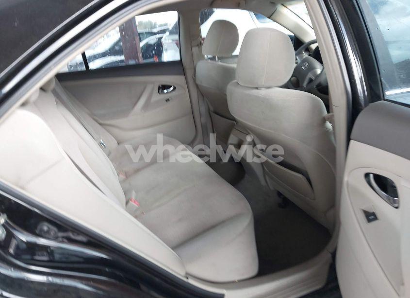 Photo 8 of 2010 Toyota Camry LE (VIN 4T4BF3EK2AR042975)