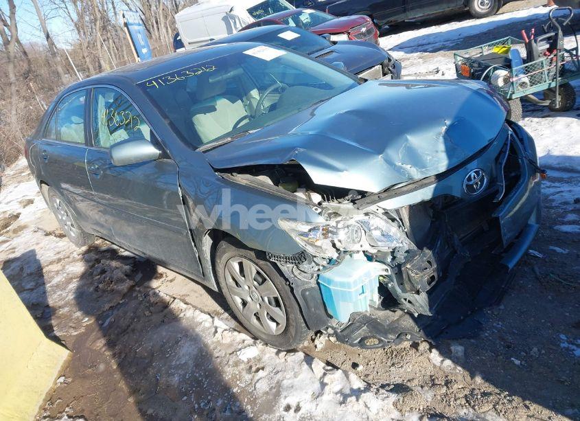 2010 Toyota Camry LE (VIN 4T4BF3EK2AR045004) main photo