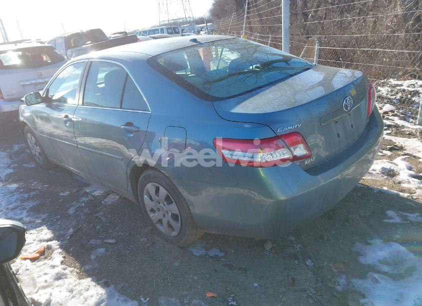 Photo 3 of 2010 Toyota Camry LE (VIN 4T4BF3EK2AR045004)