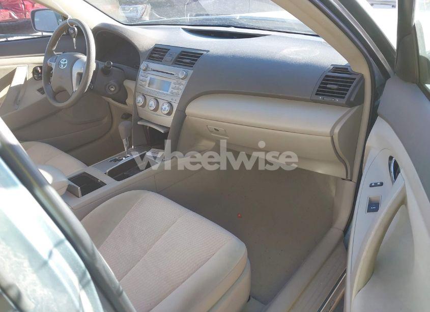 Photo 5 of 2010 Toyota Camry LE (VIN 4T4BF3EK2AR045004)