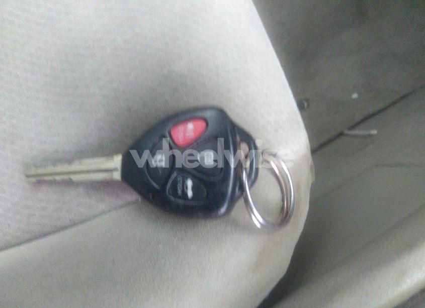 Photo 11 of 2010 Toyota Camry XLE (VIN 4T4BF3EK2AR045312)