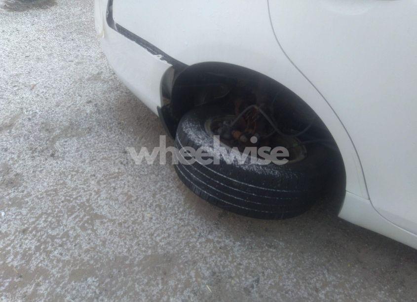 Photo 15 of 2010 Toyota Camry XLE (VIN 4T4BF3EK2AR045312)