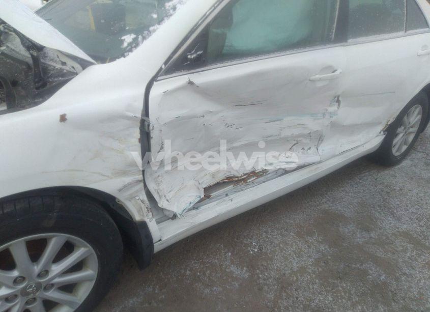 Photo 6 of 2010 Toyota Camry XLE (VIN 4T4BF3EK2AR045312)