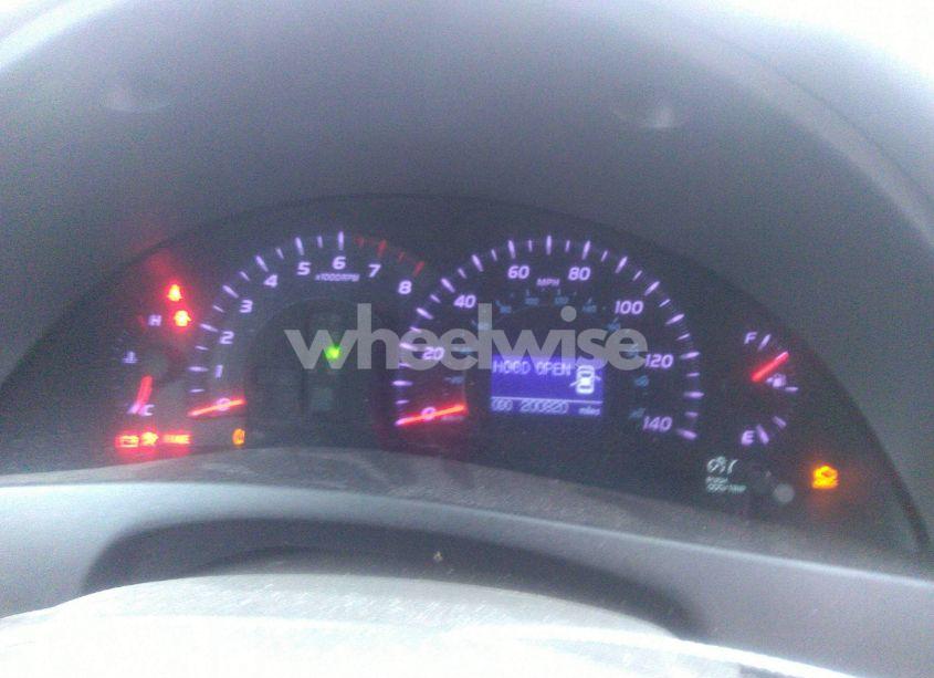 Photo 7 of 2010 Toyota Camry XLE (VIN 4T4BF3EK2AR045312)