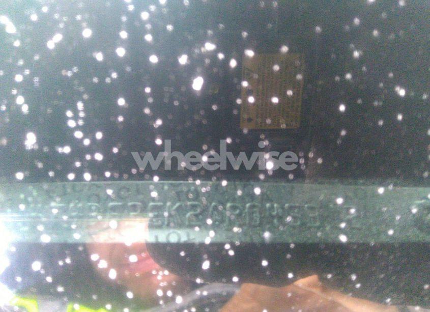 Photo 9 of 2010 Toyota Camry XLE (VIN 4T4BF3EK2AR045312)