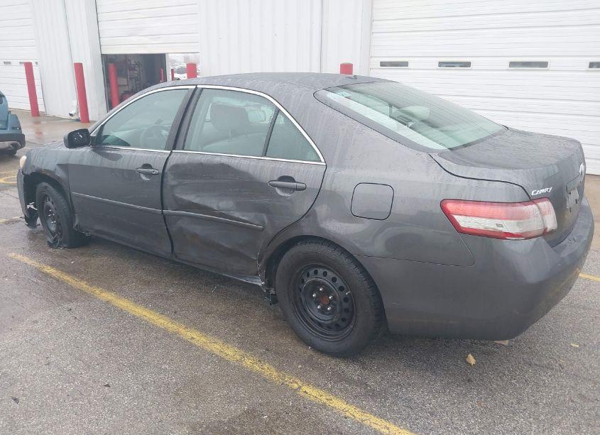 Photo 3 of 2010 Toyota Camry LE (VIN 4T4BF3EK2AR080769)