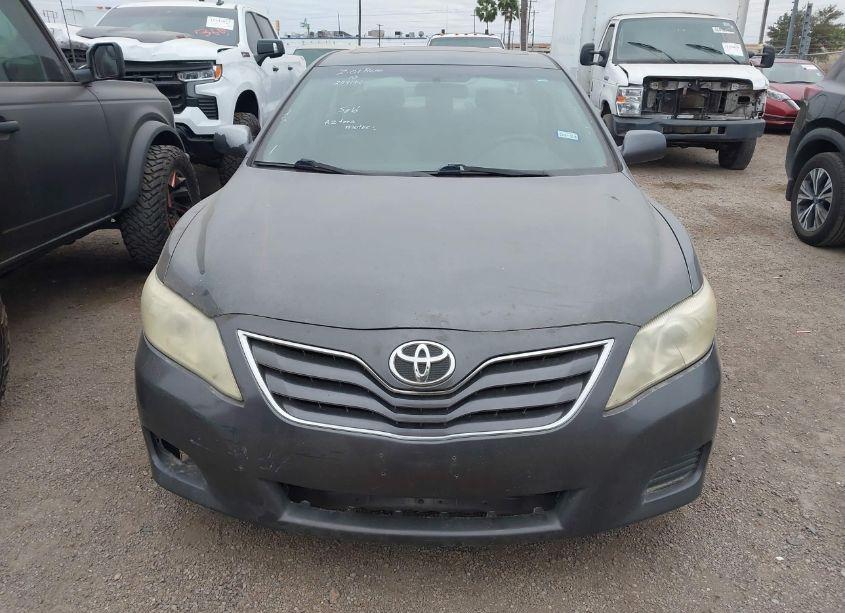 Photo 6 of 2010 Toyota Camry LE (VIN 4T4BF3EK2AR082196)