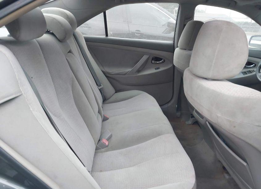 Photo 8 of 2010 Toyota Camry LE (VIN 4T4BF3EK2AR082196)