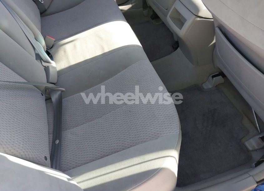 Photo 8 of 2010 Toyota Camry LE (VIN 4T4BF3EK2AR083574)