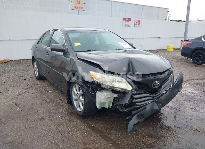 2011 Toyota Camry LE (VIN 4T4BF3EK2BR094155) main photo