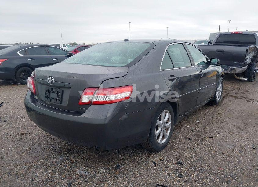 Photo 4 of 2011 Toyota Camry LE (VIN 4T4BF3EK2BR094155)