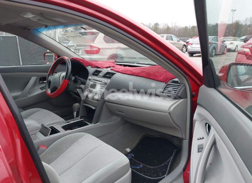 Photo 5 of 2011 Toyota Camry LE (VIN 4T4BF3EK2BR094284)