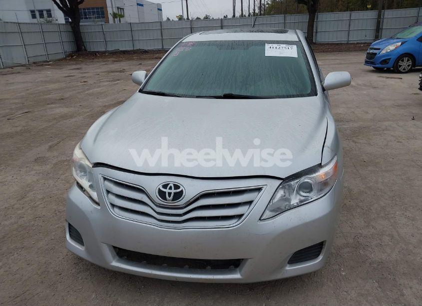 Photo 6 of 2011 Toyota Camry LE (VIN 4T4BF3EK2BR094706)