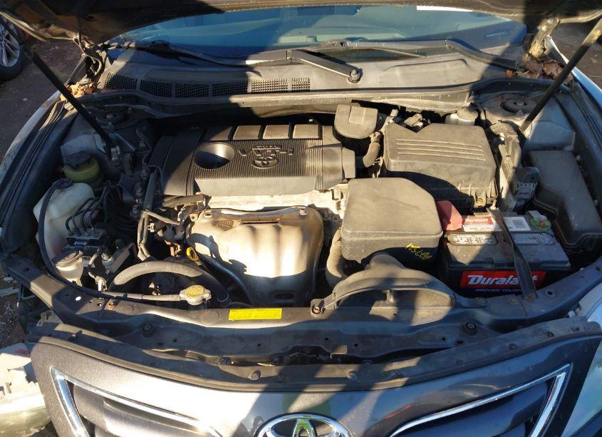 Photo 10 of 2011 Toyota Camry LE (VIN 4T4BF3EK2BR095984)