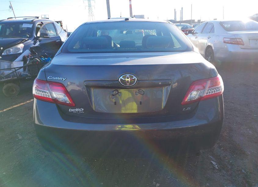 Photo 16 of 2011 Toyota Camry LE (VIN 4T4BF3EK2BR095984)