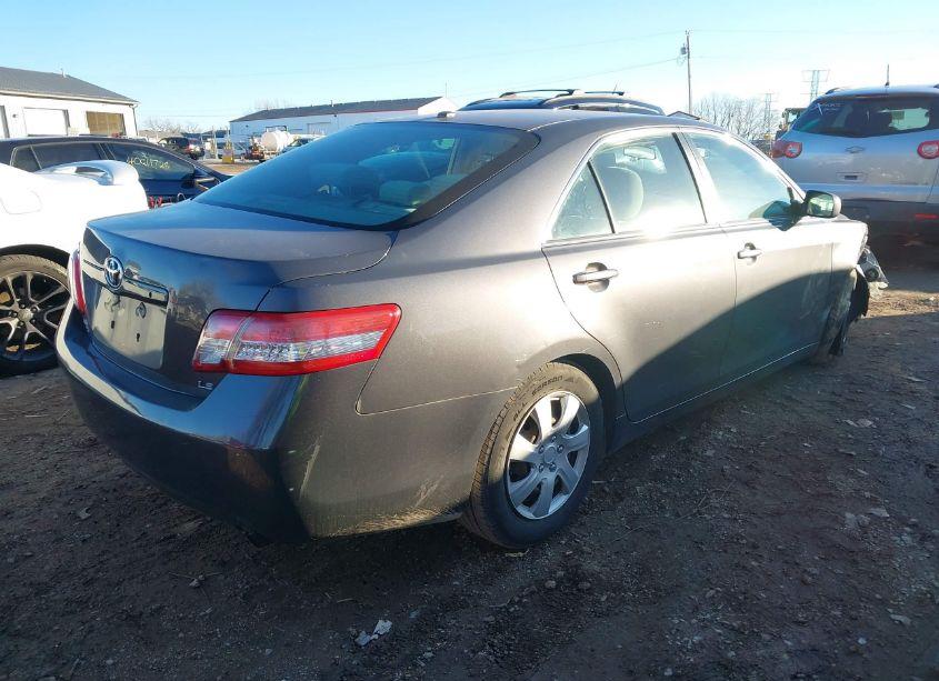 Photo 4 of 2011 Toyota Camry LE (VIN 4T4BF3EK2BR095984)