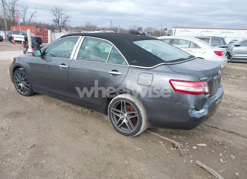 Photo 3 of 2011 Toyota Camry LE (VIN 4T4BF3EK2BR096343)